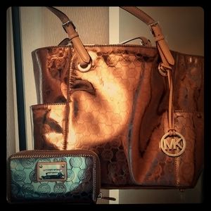 Michael Kors jet set mirror silver tote